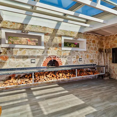 Tekce Mavi Manzara 卡尔坎